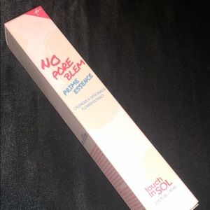 5/25 NEW! Touch in Sols No Poreblem Prime Essence